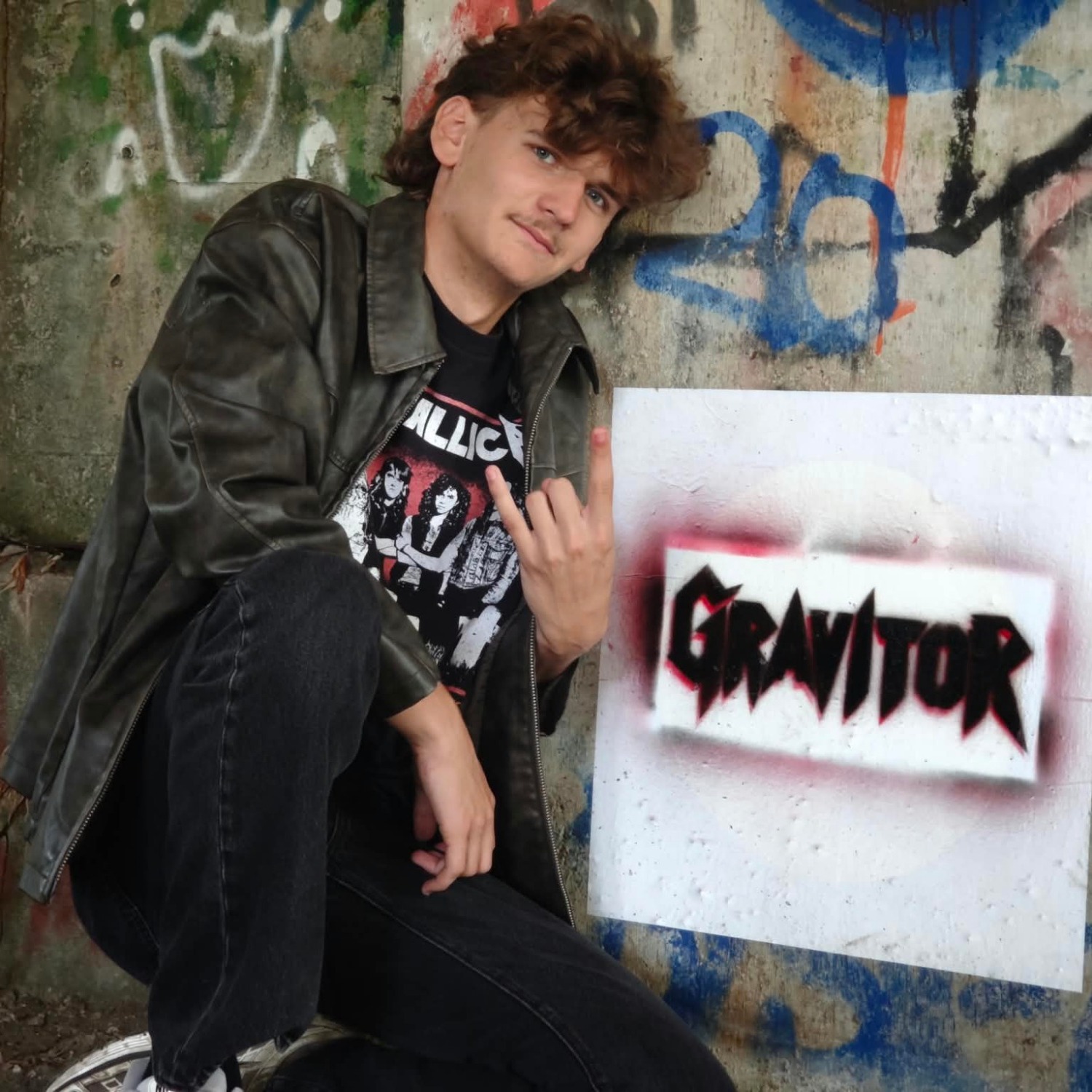 Gravitor Band Member